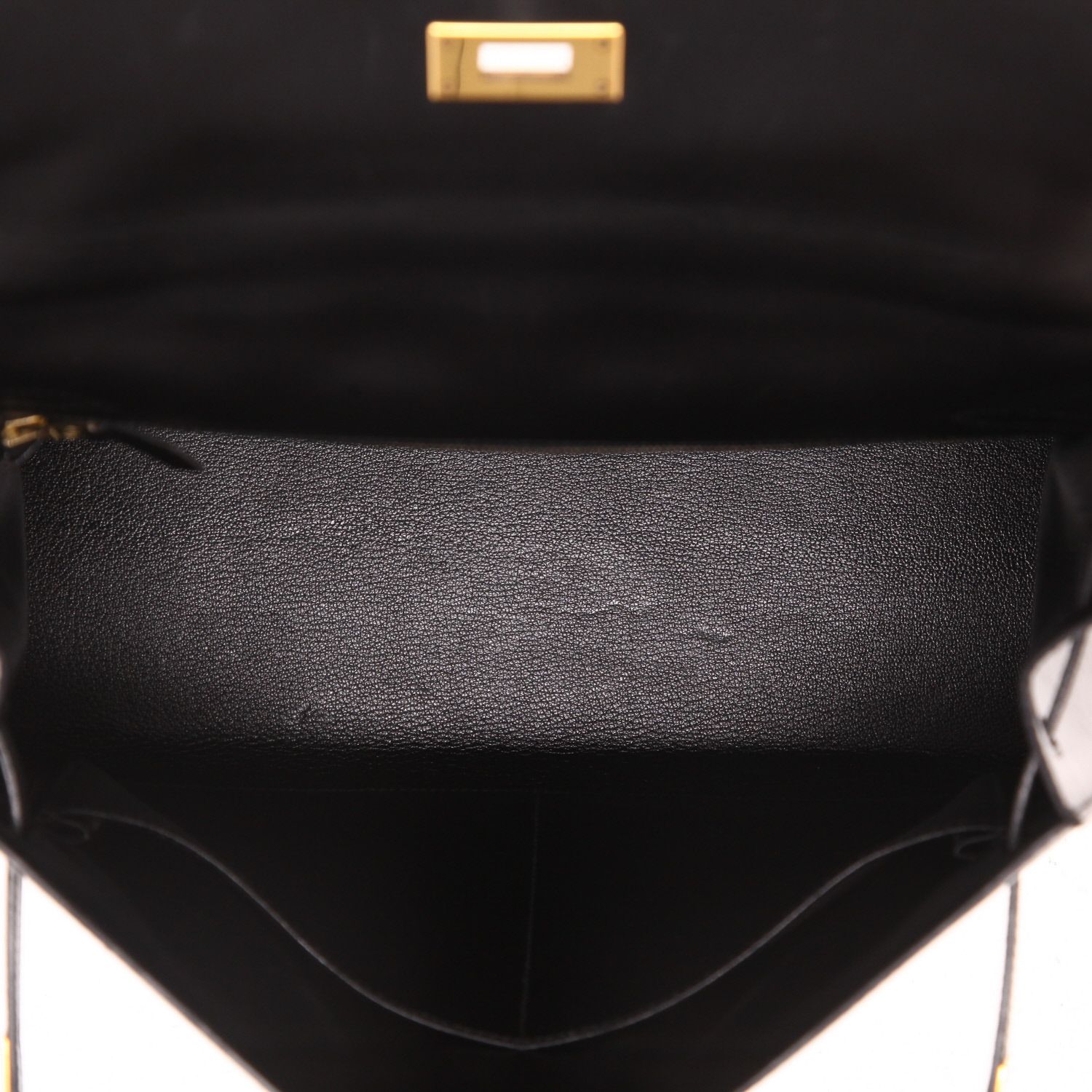Hermès Kelly 32 cm handbag in Noir box leather - Detail D3