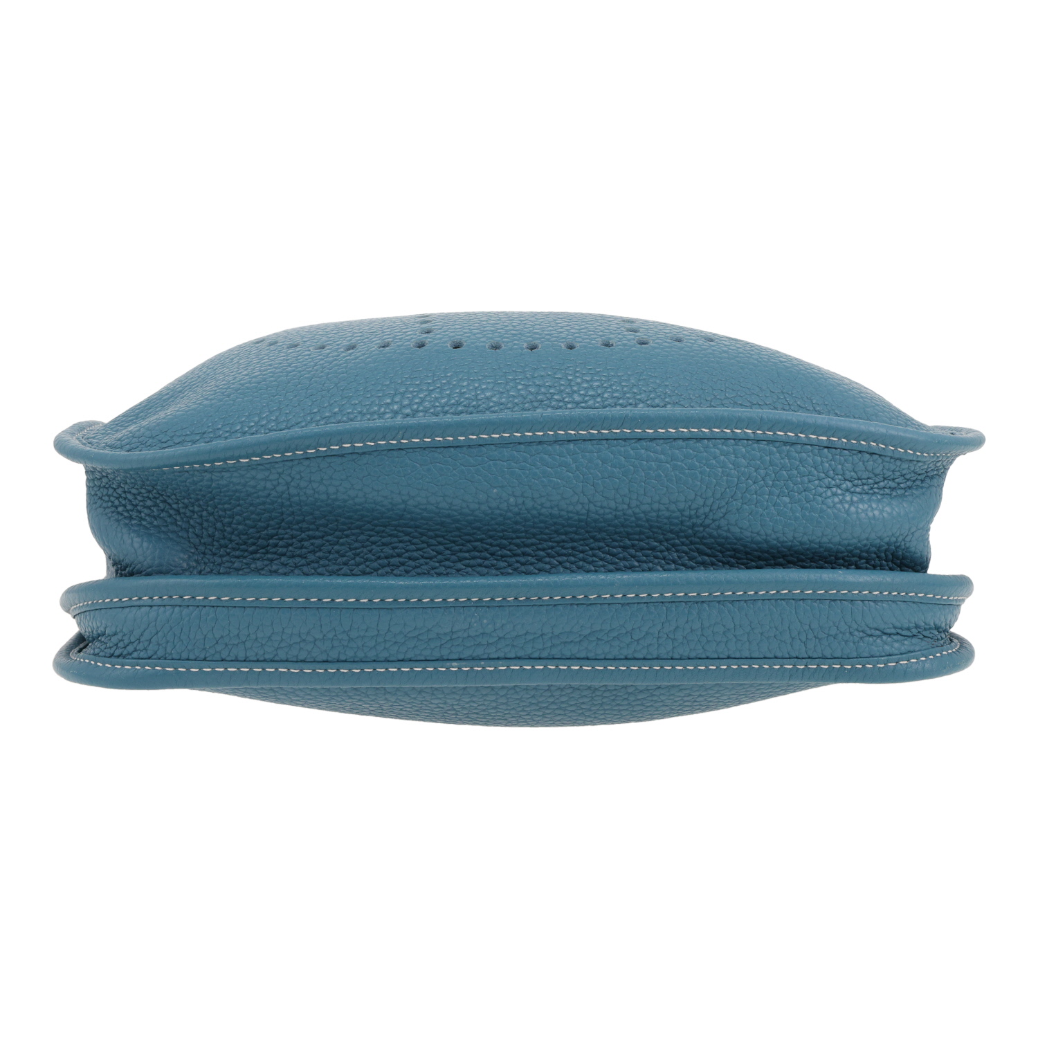 Sac bandoulière Hermès  Evelyne III en cuir taurillon clémence bleu-jean - Detail D1