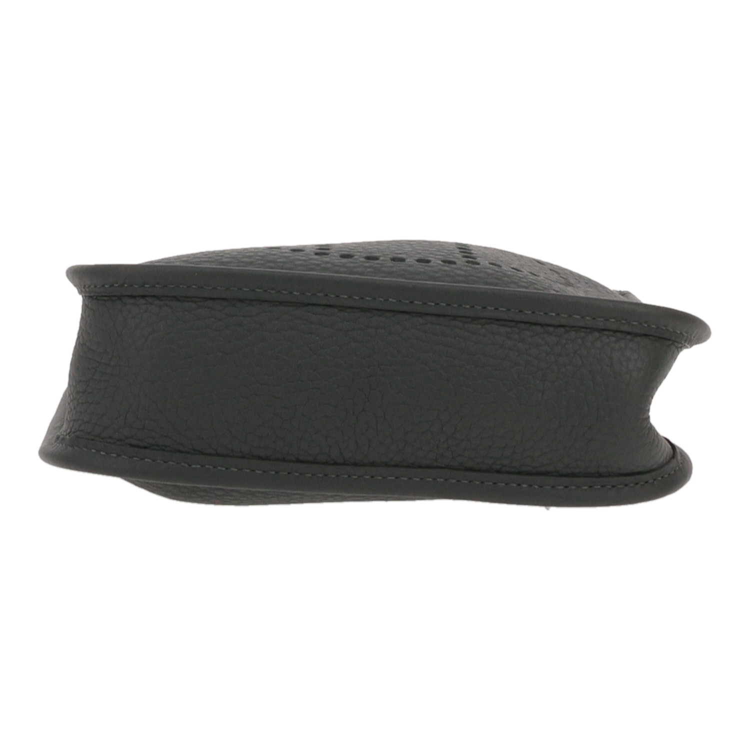 Hermès  Mini Evelyne shoulder bag  in Vert Mangrove leather taurillon clémence - Detail D1