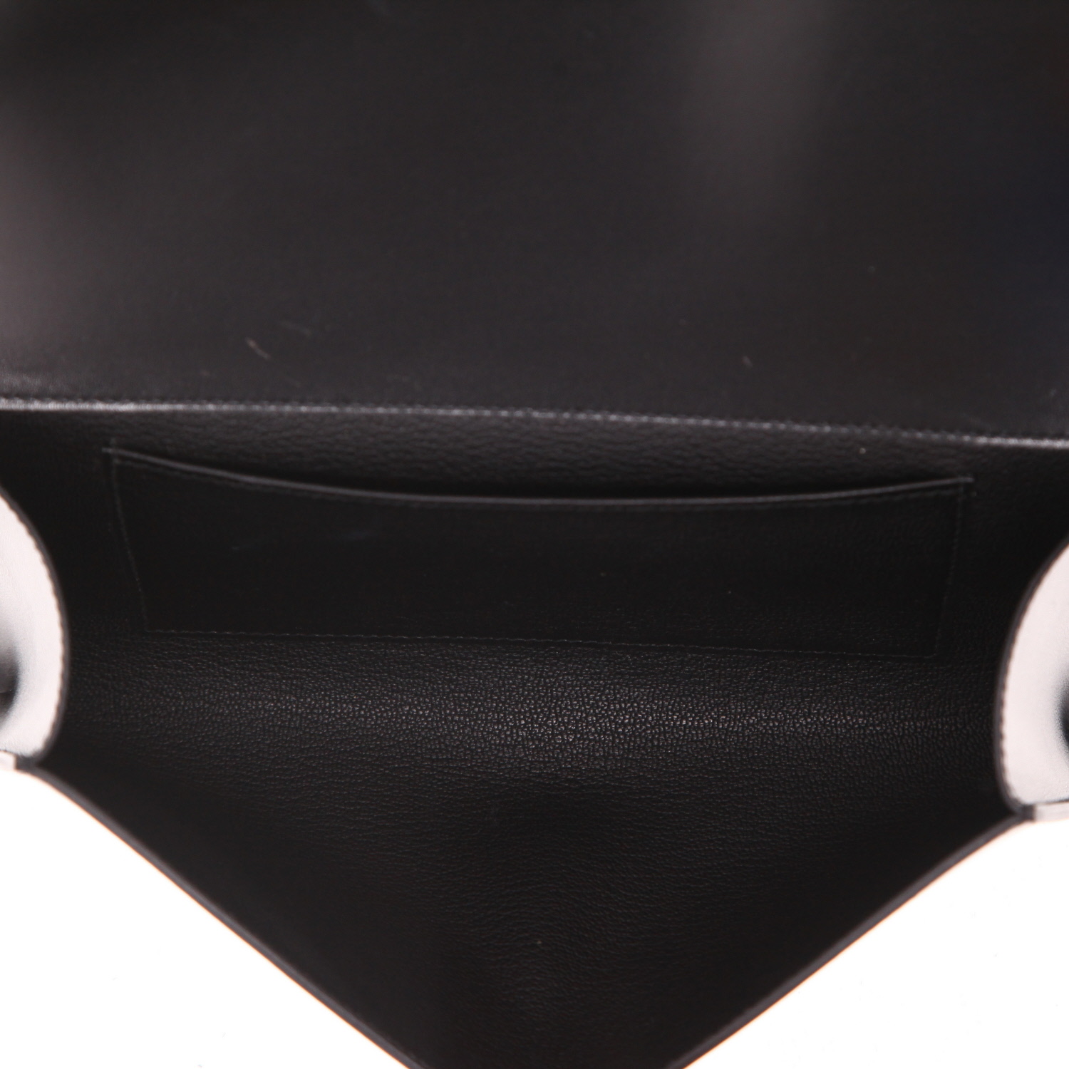 Pochette Hermès  Médor Pocket Hand en cuir box noir - Detail D3