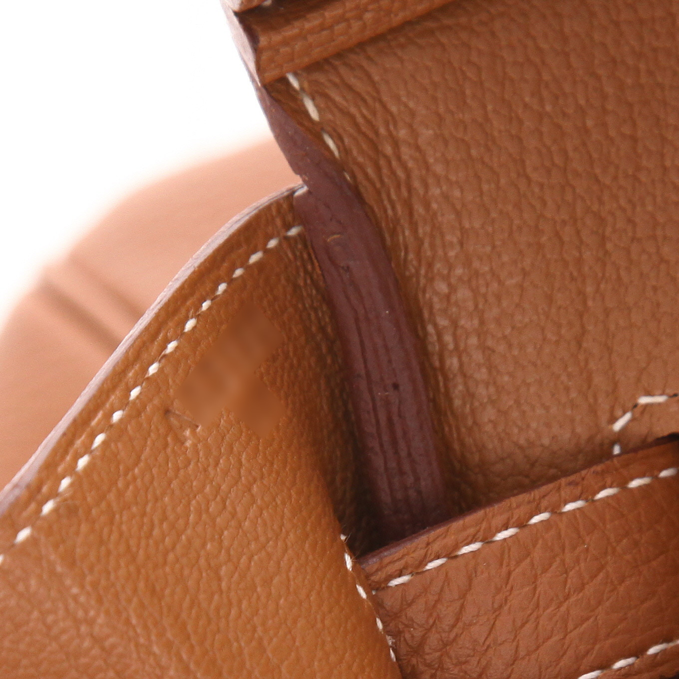 Bolso de mano Hermès  Birkin 35 cm en cuero togo color oro - Detail D4