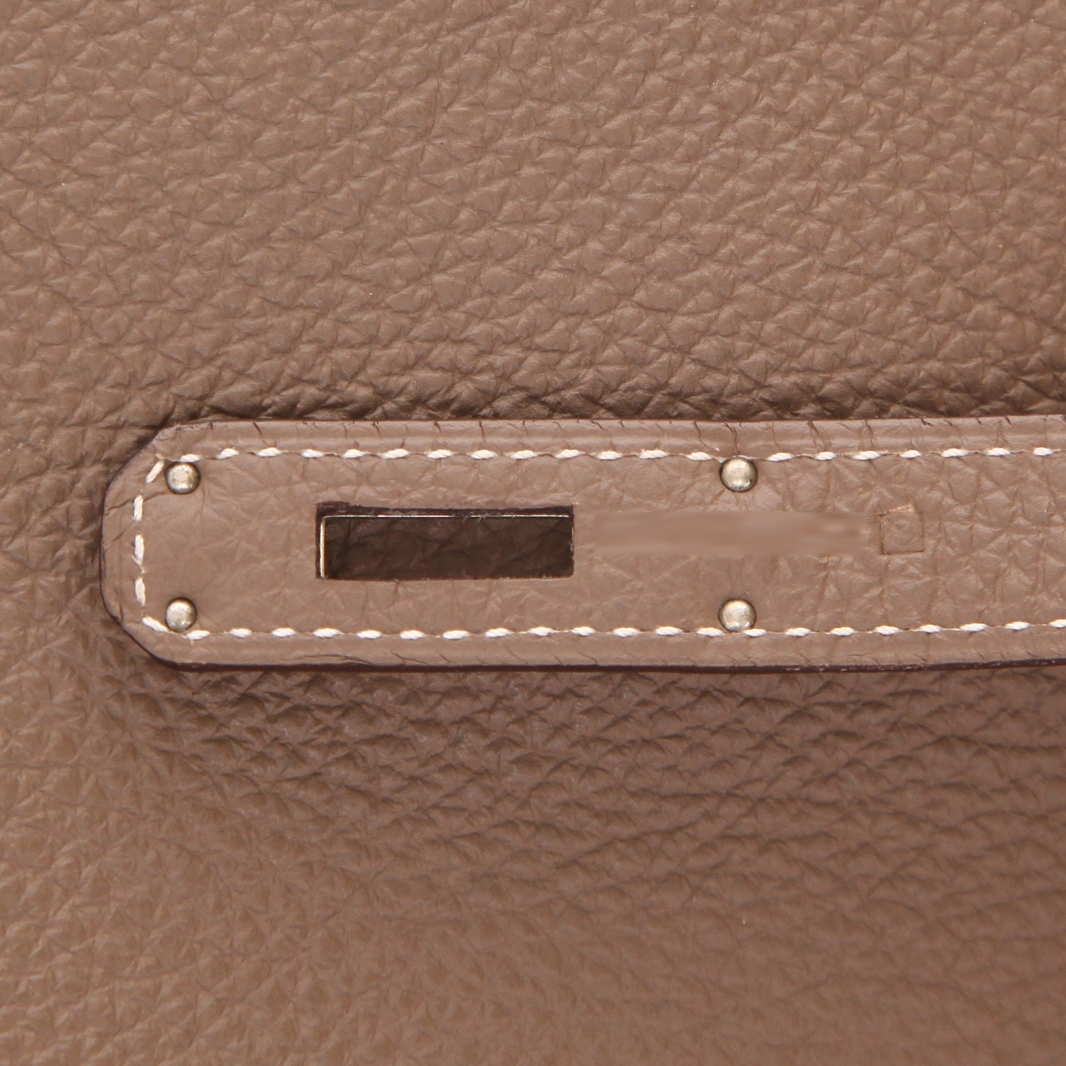 Hermès  Kelly 35 cm handbag  in etoupe togo leather - Detail D4