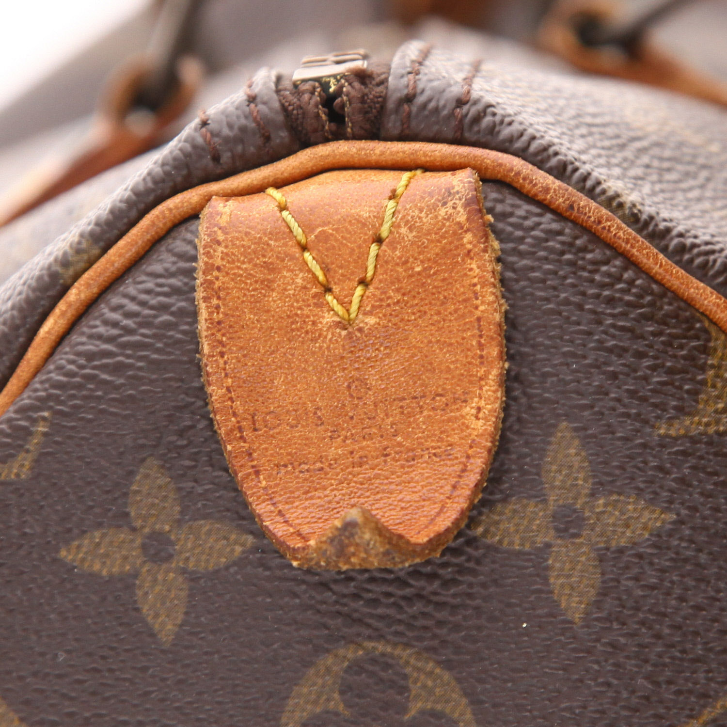 Louis Vuitton  Speedy 35 handbag  in brown monogram canvas  and natural leather - Detail D2