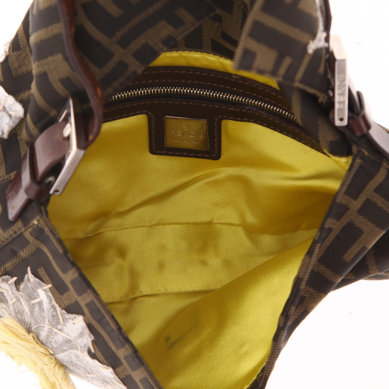 Sac à main Fendi  Baguette en toile siglée marron et cuir marron - Detail D3