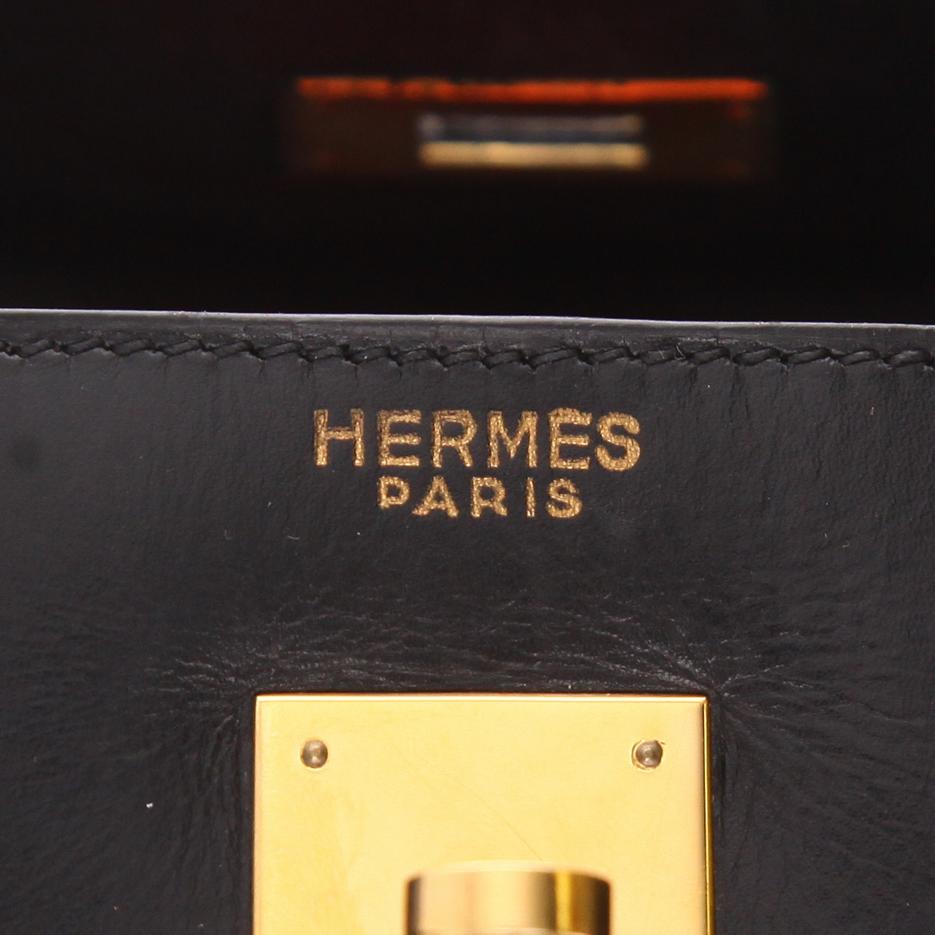 Sac à main Hermès  Kelly 35 cm en cuir box noir - Detail D2