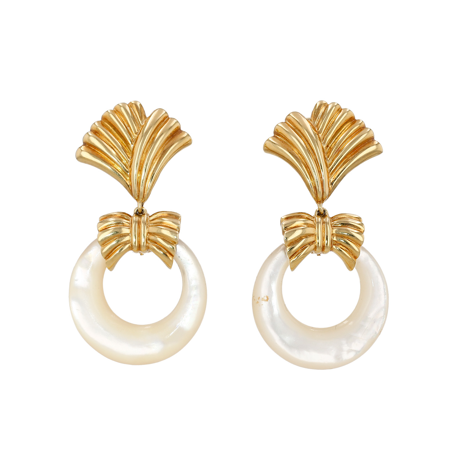 Van Cleef & Arpels  earrings for non pierced ears in yellow gold, lapis-lazuli, rock crystal and mother of pearl