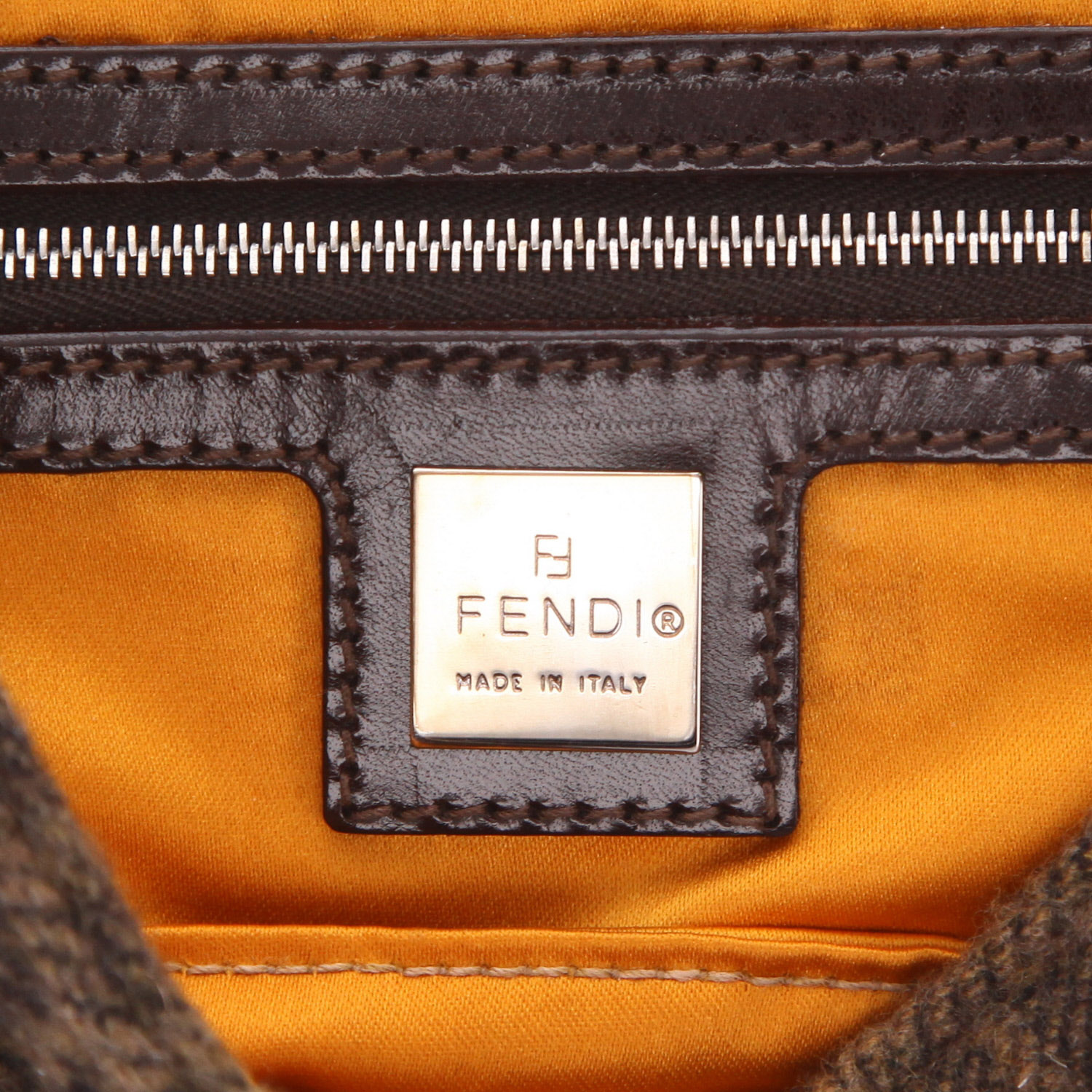 Fendi  Baguette handbag  in brown whool - Detail D2