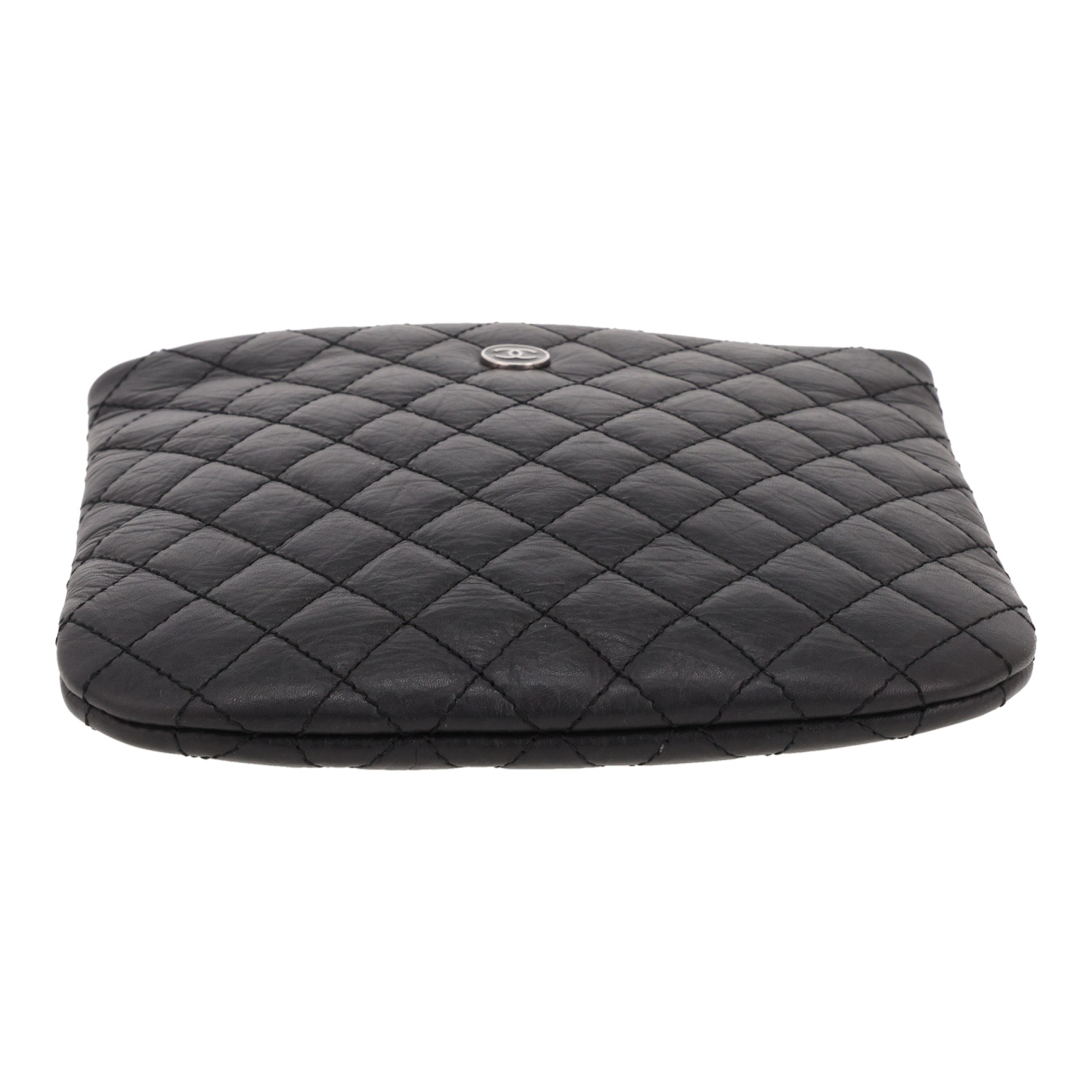 Sac bandoulière Chanel   en cuir matelassé noir - Detail D1