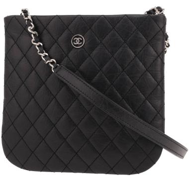 Bolso bandolera Chanel   en cuero acolchado negro