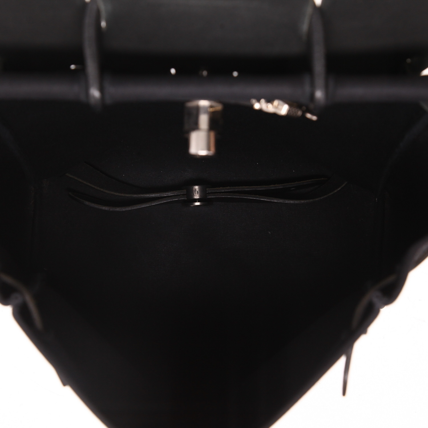 Hermès  Herbag - Backpack backpack  in black canvas  and black leather - Detail D3