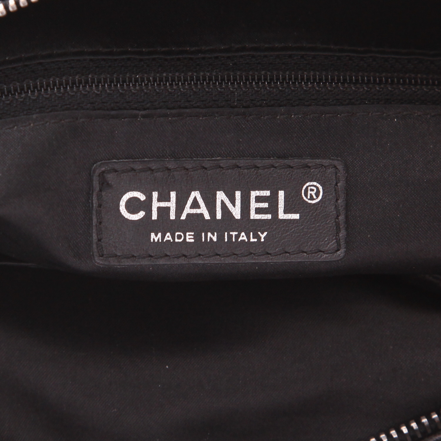 Sac à main Chanel  Vintage en cuir noir - Detail D2