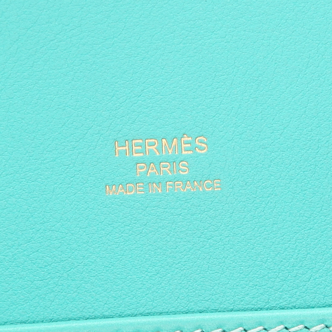 Bolsito de mano Hermès  Kelly Cut en cuero swift azul - Detail D2