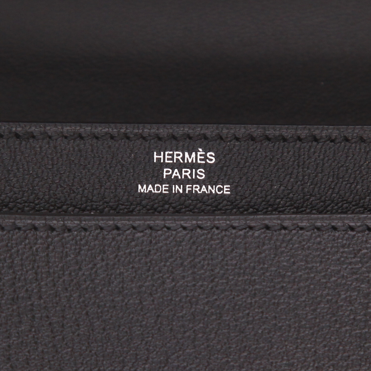 Bolso bandolera de Hermès con cierre de cuero Mysore Noir - Detail D2