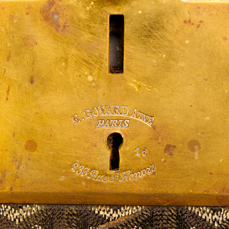 Goyard  Malle cabine trunk  in black Goyard canvas  and wood - Detail D6