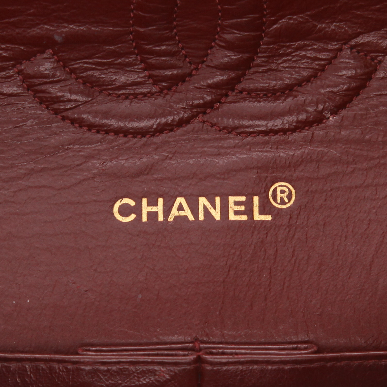 Bolso de mano Chanel  Timeless Classic en cuero acolchado negro - Detail D2