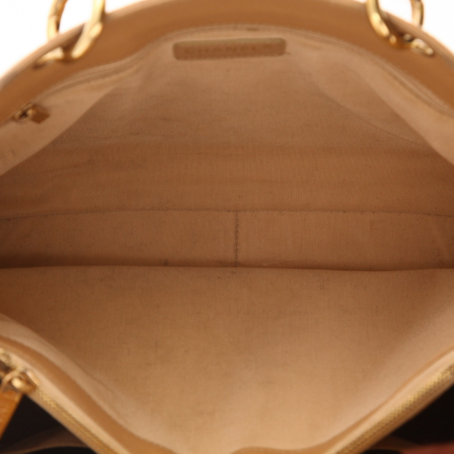 Chanel  Shopping GST handbag  in beige quilted grained leather - Detail D3