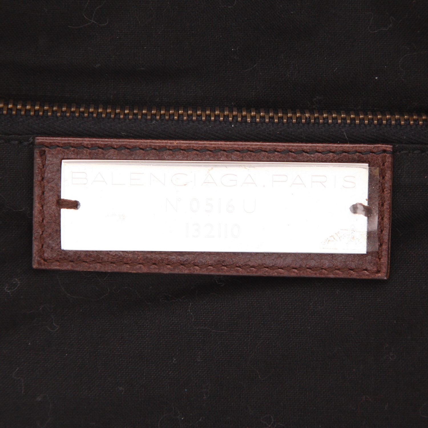 Borsa Balenciaga  City in pelle invecchiata marrone - Detail D2