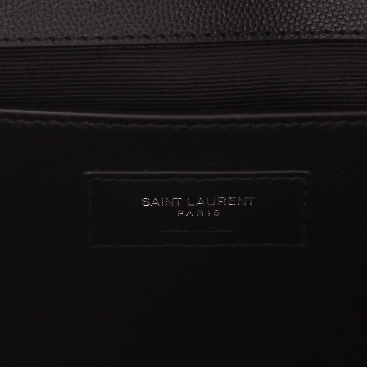 Saint Laurent  Envelope shoulder bag  in black grained leather - Detail D2