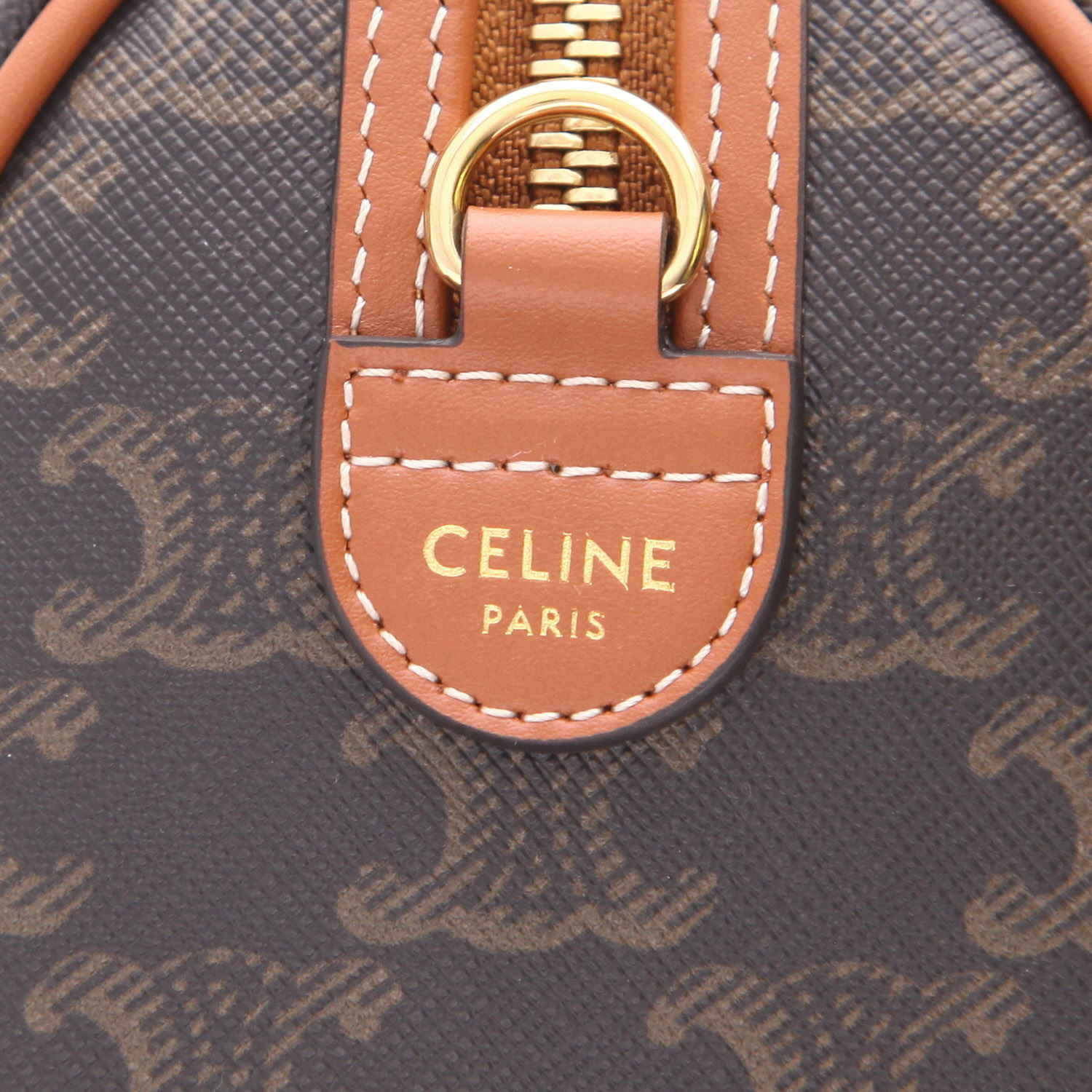 Sac à main Celine  Boston petit modèle  en toile Triomphe et cuir marron - Detail D2