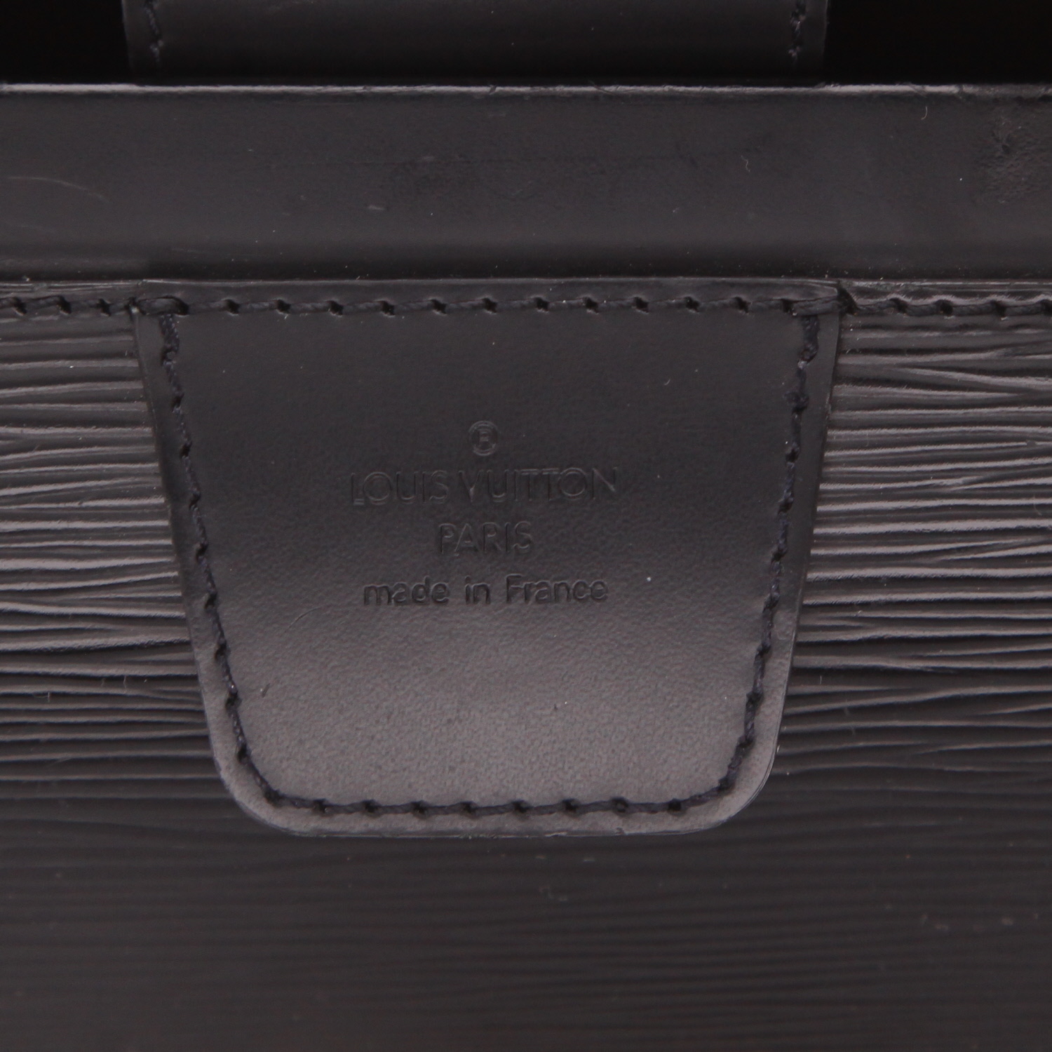 Louis Vuitton   briefcase  in black epi leather - Detail D2