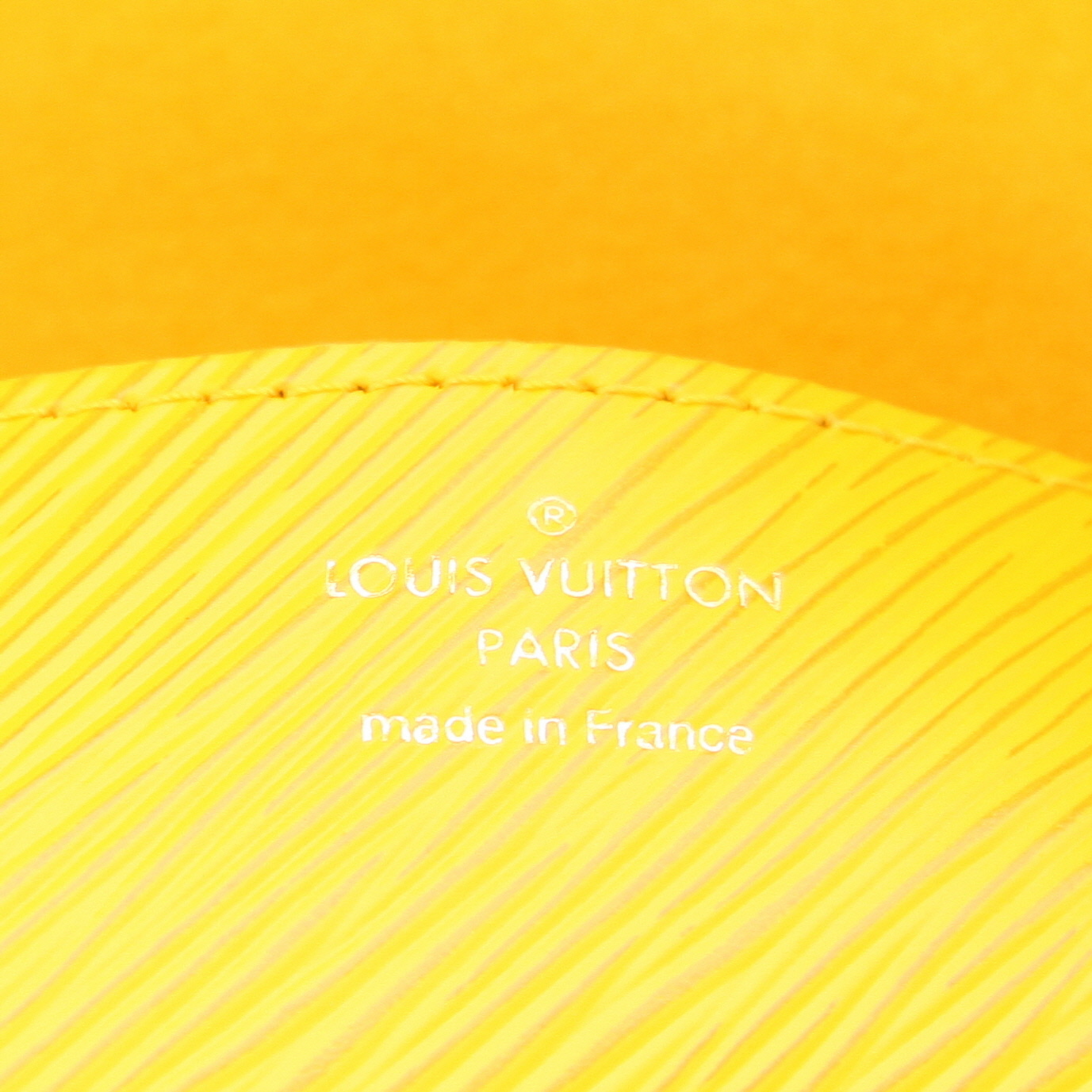 Louis Vuitton  Twist handbag  in yellow epi leather - Detail D2