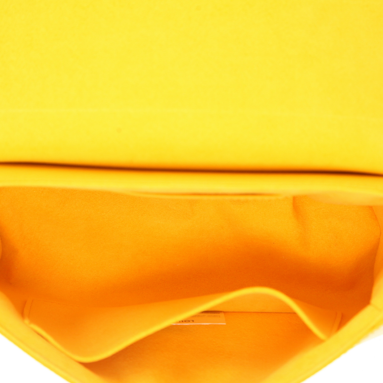 Louis Vuitton  Twist handbag  in yellow epi leather - Detail D3