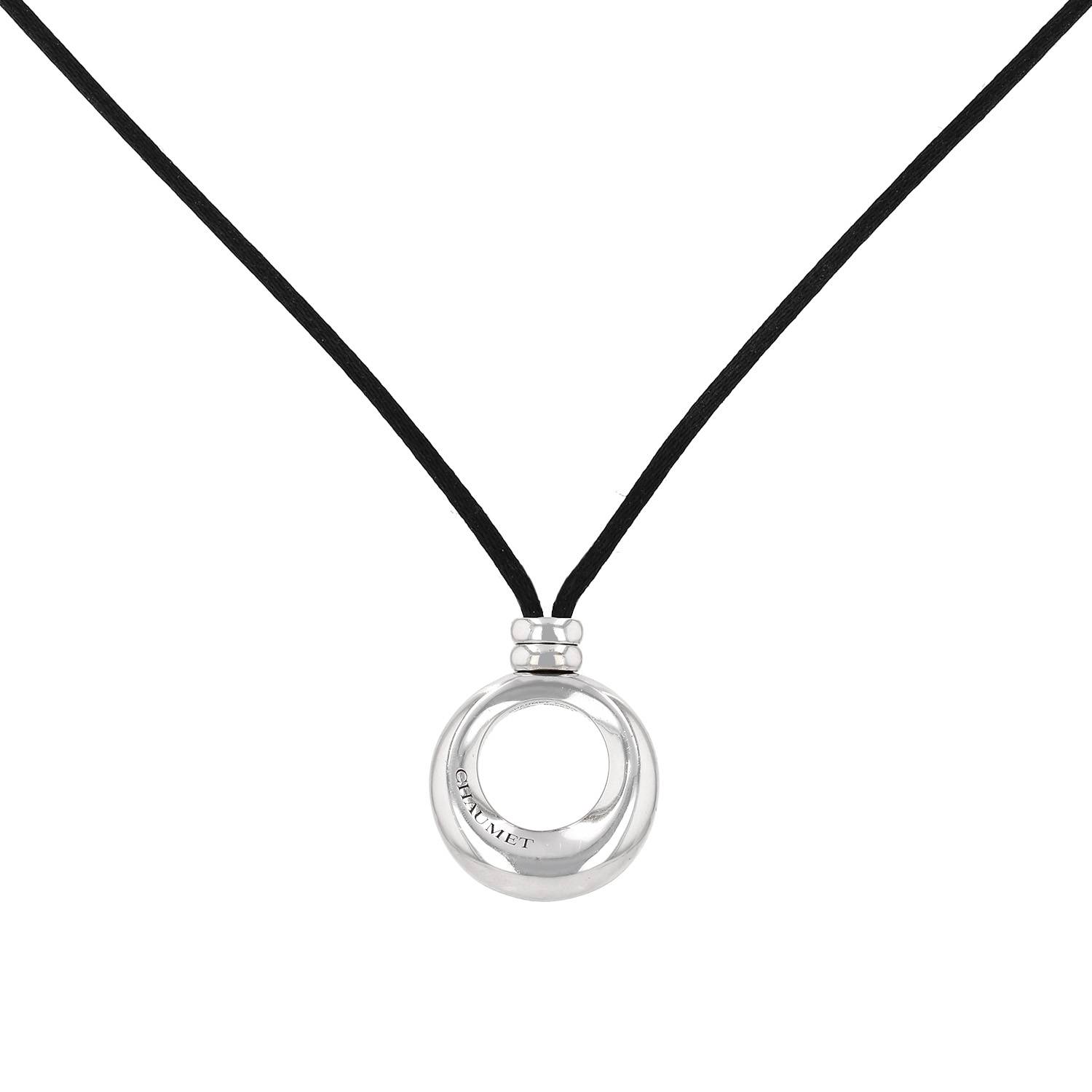 Pendentif Chaumet Anneau en or blanc