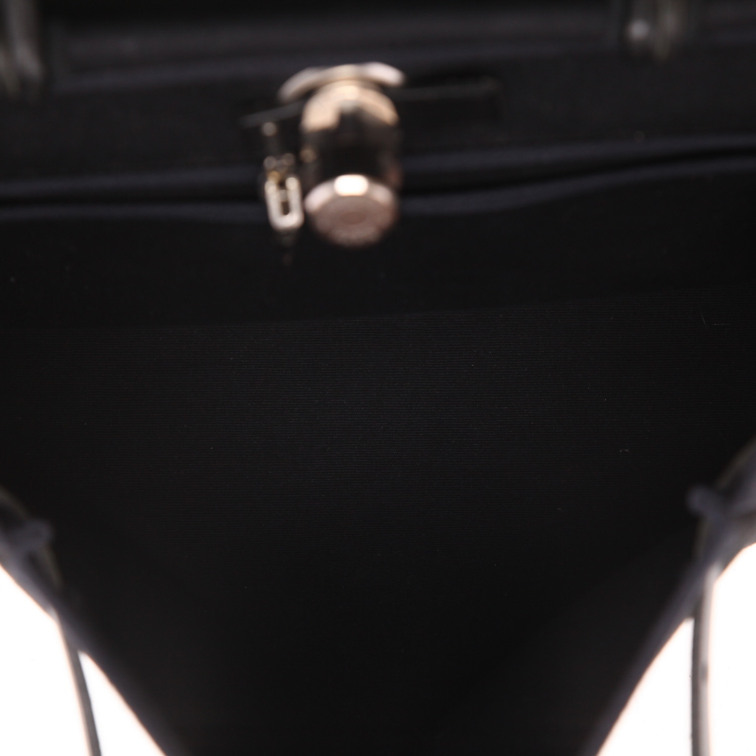 Borsa da spalla o a mano Hermès  Herbag in tela nera e pelle nera - Detail D3
