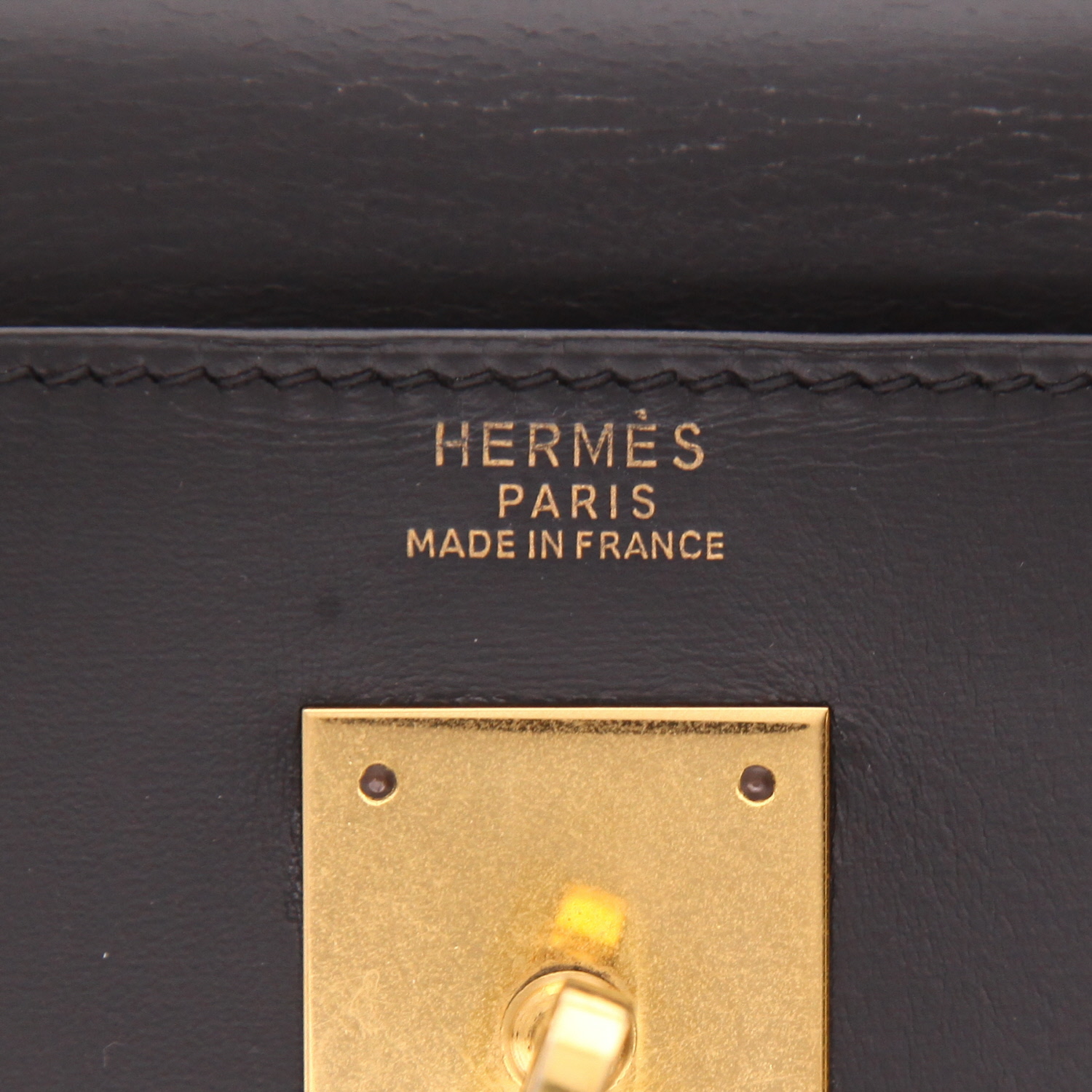 Sac à main Hermès  Kelly 32 cm en cuir box noir - Detail D2