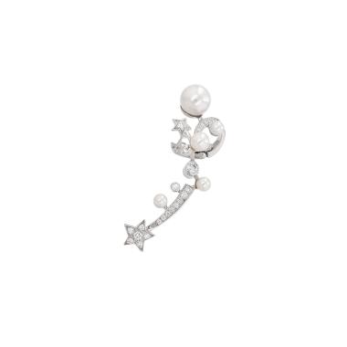 Pendiente Chanel Comètes de oro blanco, diamantes y perlas cultivadas
