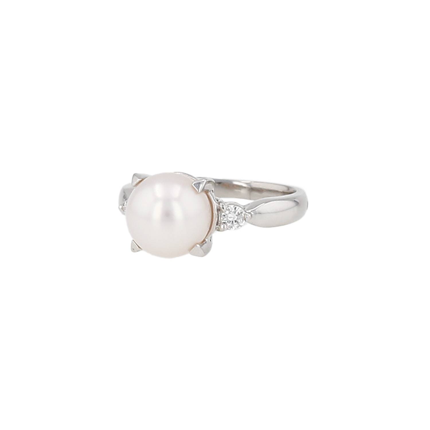 Bague Tasaki Platine Perle Diamants Occasion Bague Tasaki Platine Perle Diamants Occasion