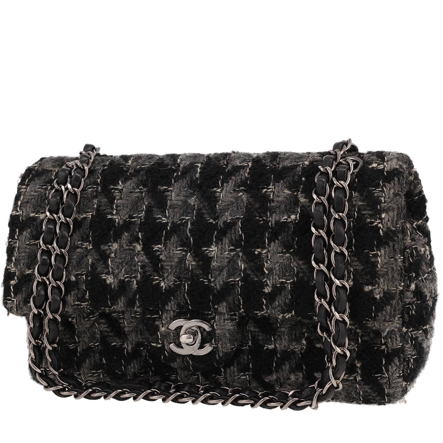 Sac Chanel Timeless Classic Tweed Noir Gris Occasion Sac Chanel Timeless Classic Tweed Noir Gris Occasion