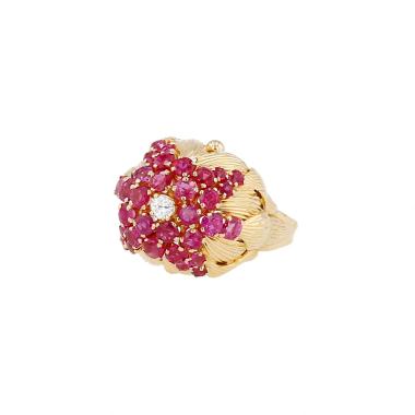 Bague dôme années 1960 Vintage en or jaune, saphirs de couleur et diamant