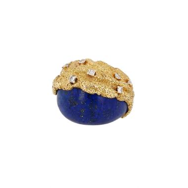 Chaumet   1970's boule ring in yellow gold, lapis-lazuli and diamonds
