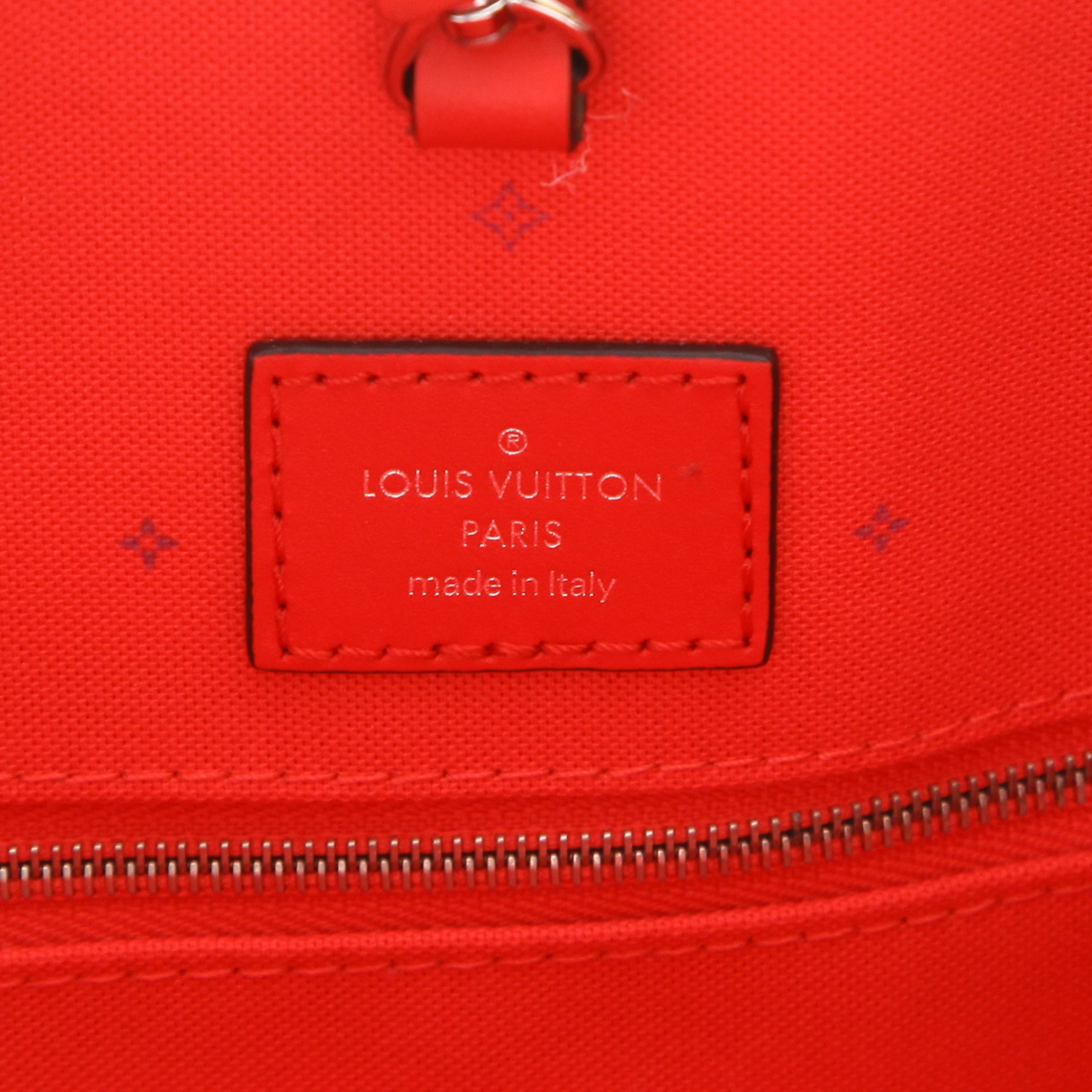 Louis Vuitton  Onthego large model  shopping bag  in red, pink and parma leather - Detail D2