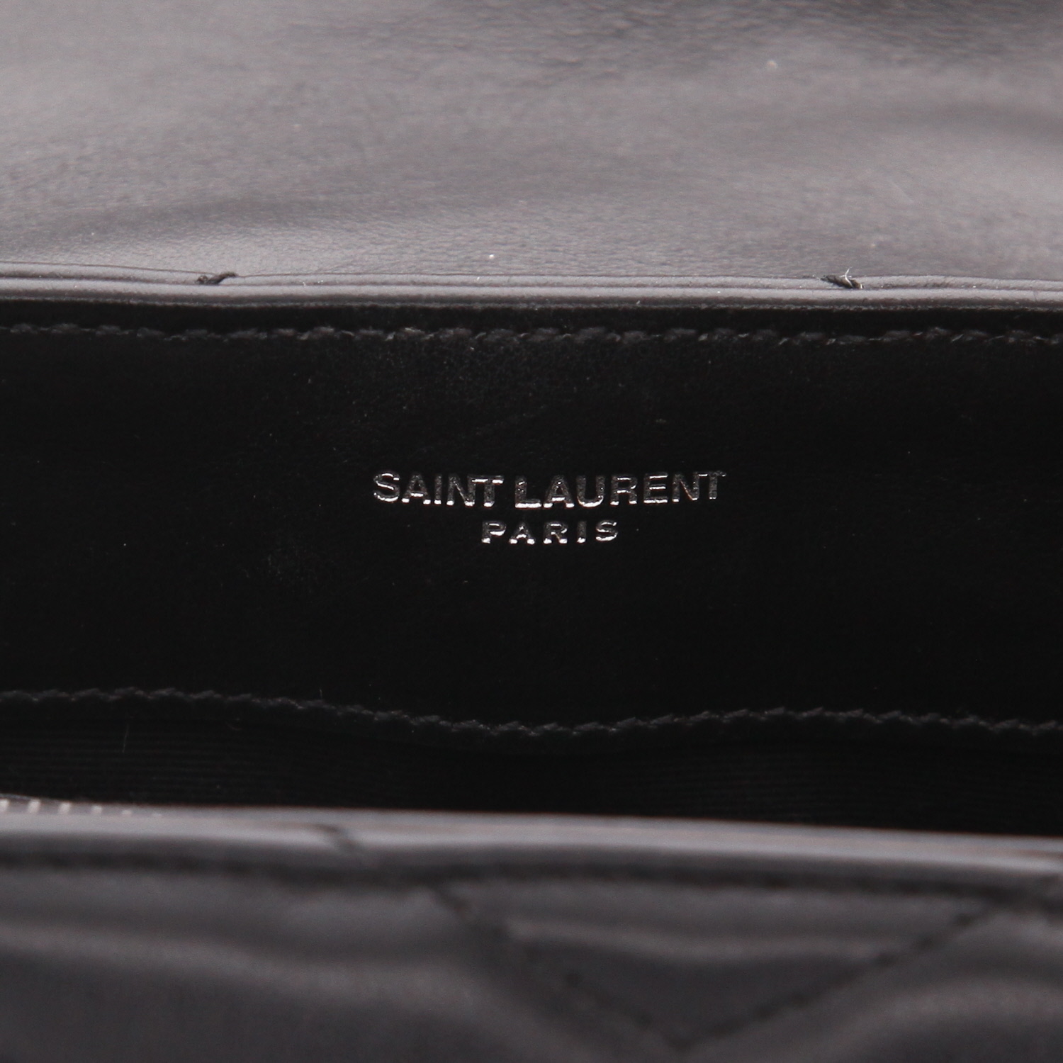 Borsa a tracolla Saint Laurent  Loulou modello piccolo  in pelle trapuntata a zigzag nera - Detail D2