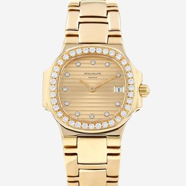Reloj Patek Philippe Nautilus de oro amarillo, ref.: Patek Philippe - 4700/53, hacia 1990