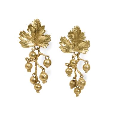 Boucles d'oreilles 'Groseilles' - le modèle créé vers 1982 - Edition Artcurial