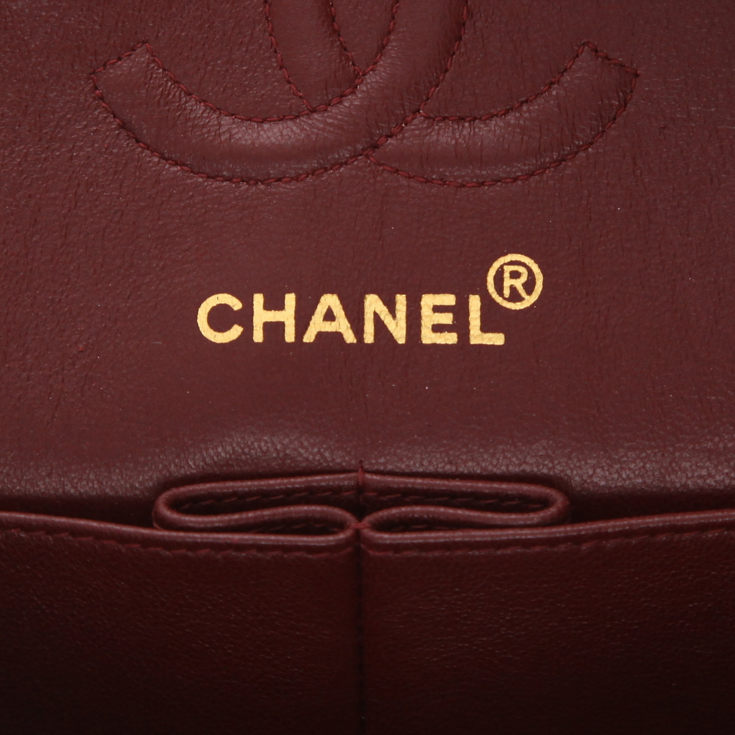 Sac à main Chanel  Timeless Petit en jersey matelassé noir - Detail D2