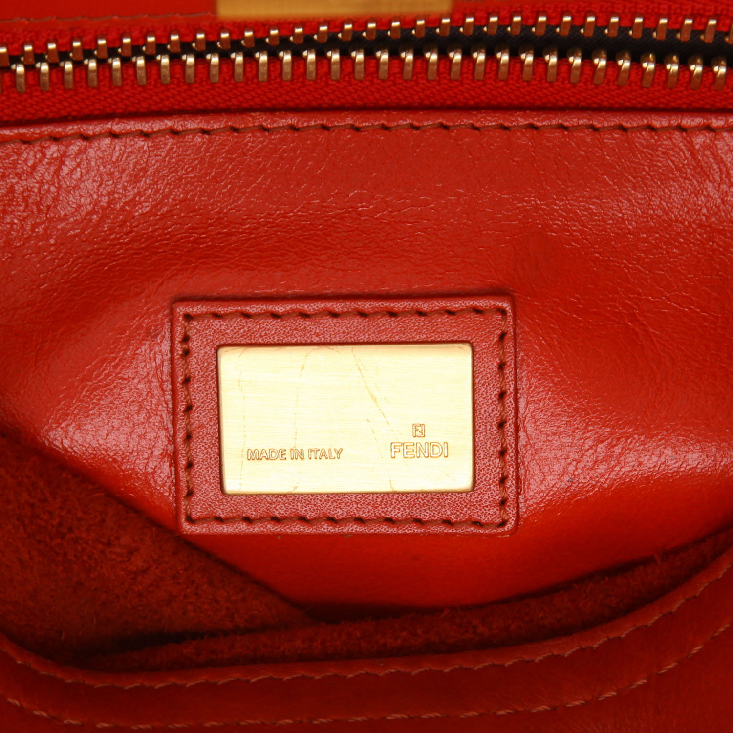 Sac à main Fendi  Peekaboo en cuir rouge - Detail D2