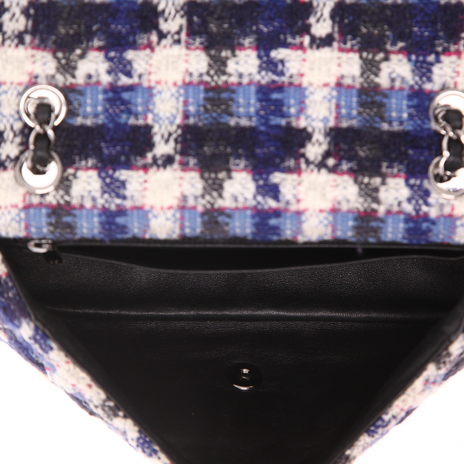 Sac à main Chanel  Timeless Classic en tweed bleu blanc et noir - Detail D3