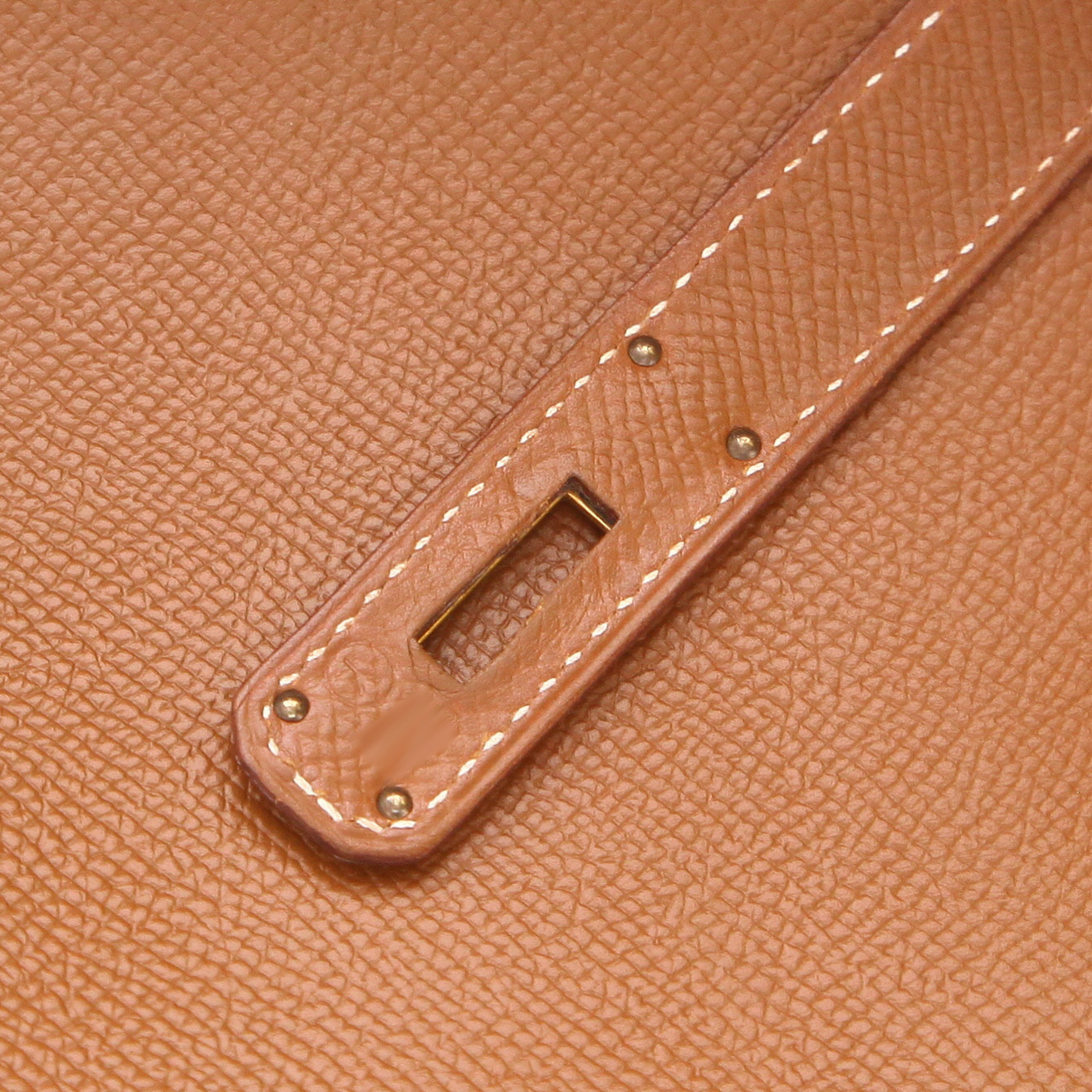 Sac à main Hermès  Kelly 32 cm en cuir Courchevel gold - Detail D4