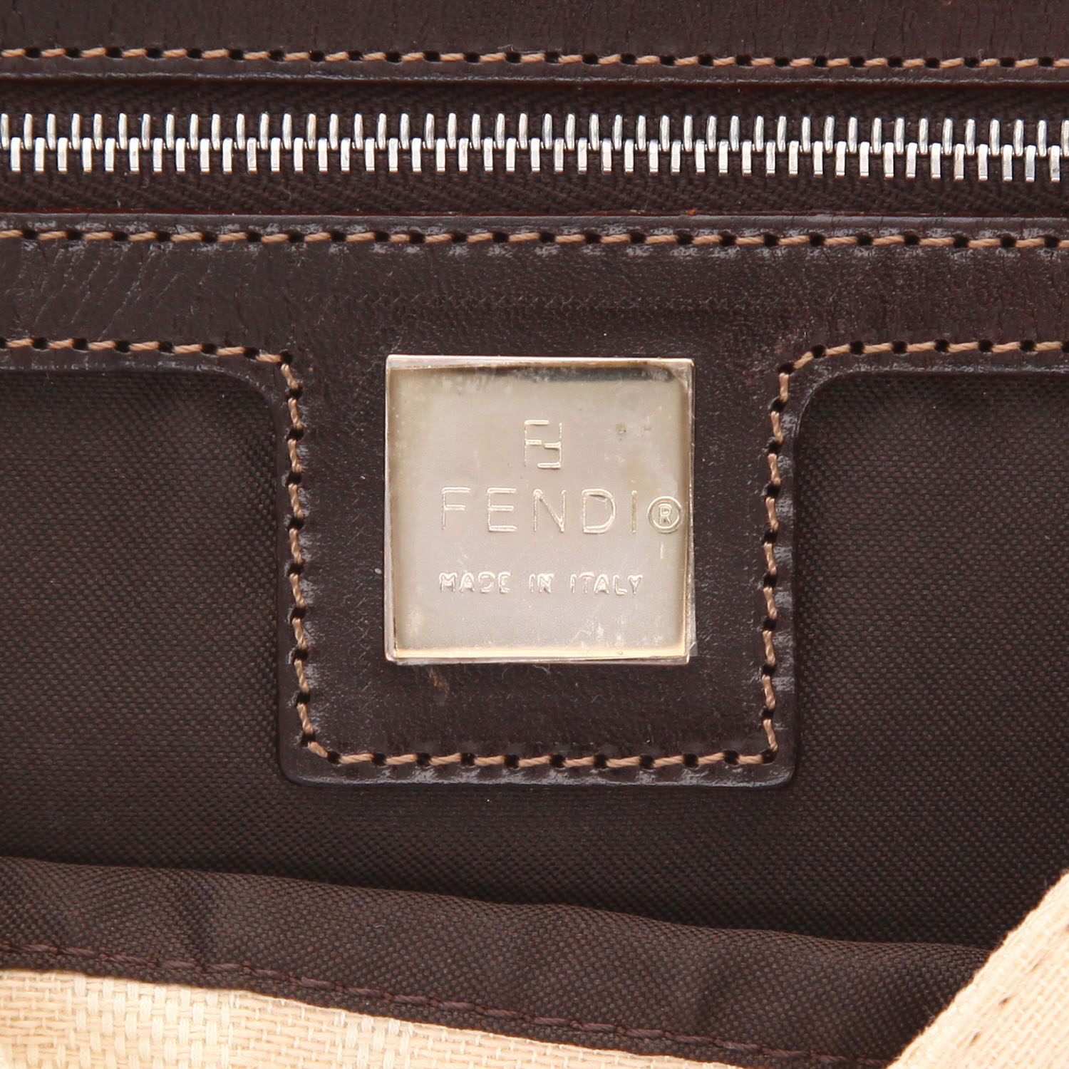 Borsa Fendi  Baguette in tela siglata beige e pelle marrone - Detail D2