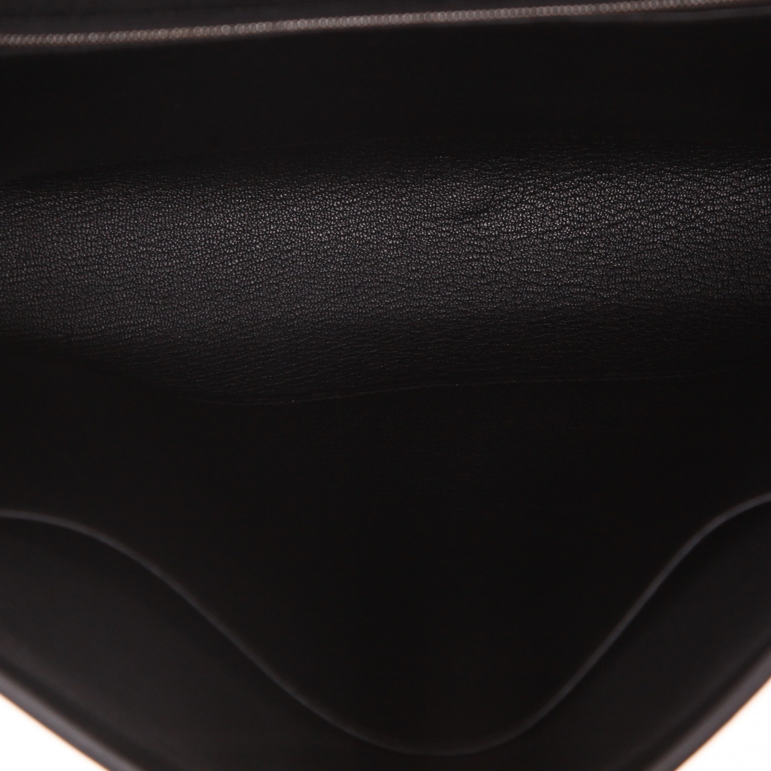 Sac à main Hermès  Clic H 33 en cuir noir - Detail D3