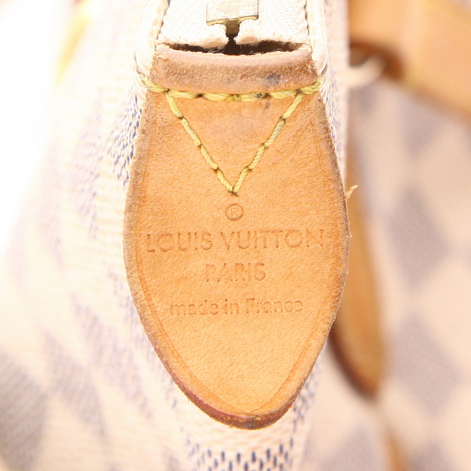 Bolso de mano Louis Vuitton  Totally en lona a cuadros azul celeste y cuero natural - Detail D2