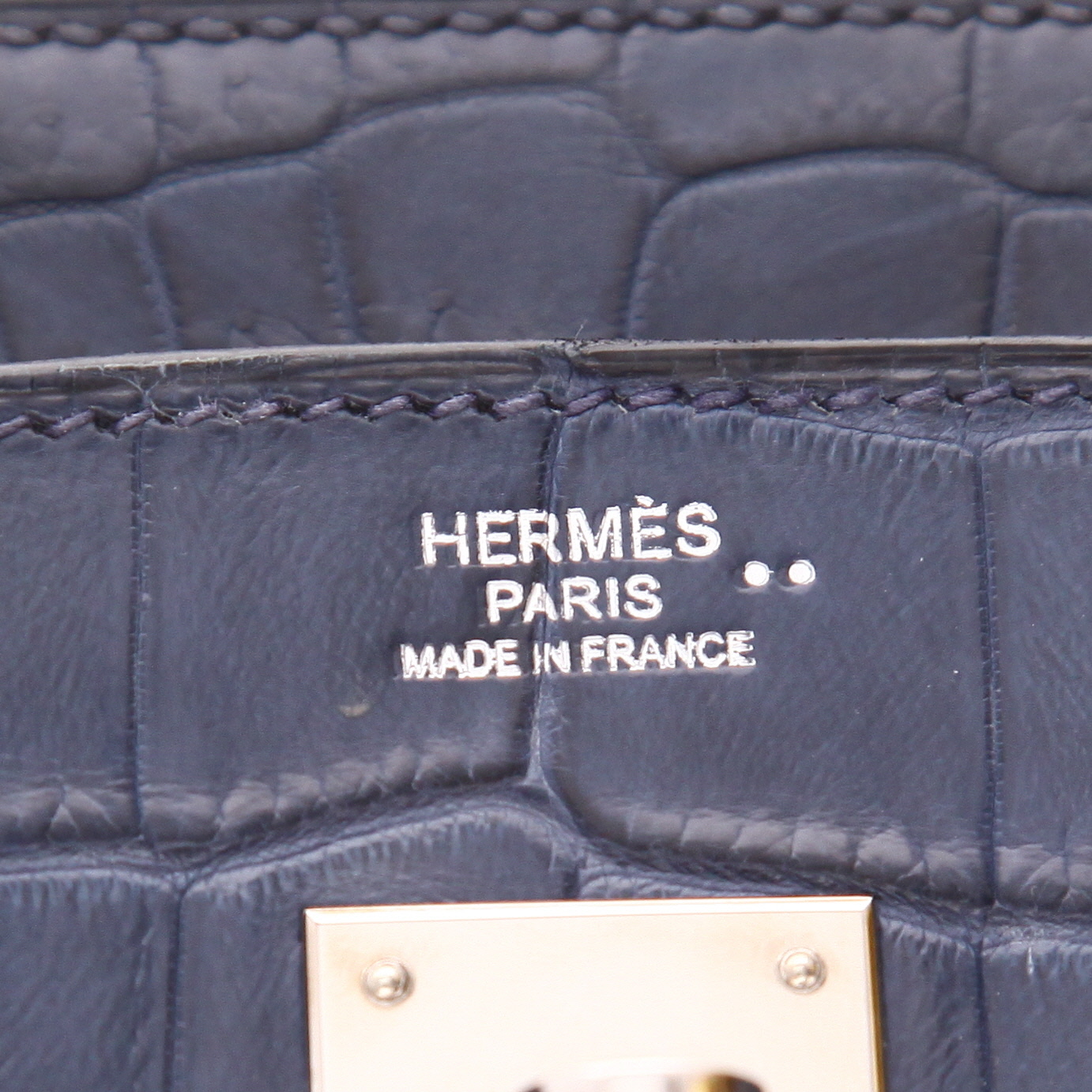 Hermès  Birkin 30 cm handbag  in Bleu Brighton niloticus crocodile - Detail D2