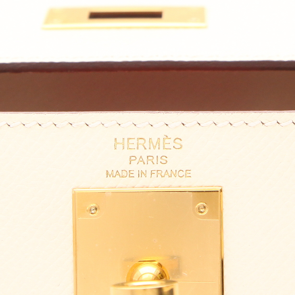 Hermès  Kelly 28 cm handbag  in Nata epsom leather - Detail D2