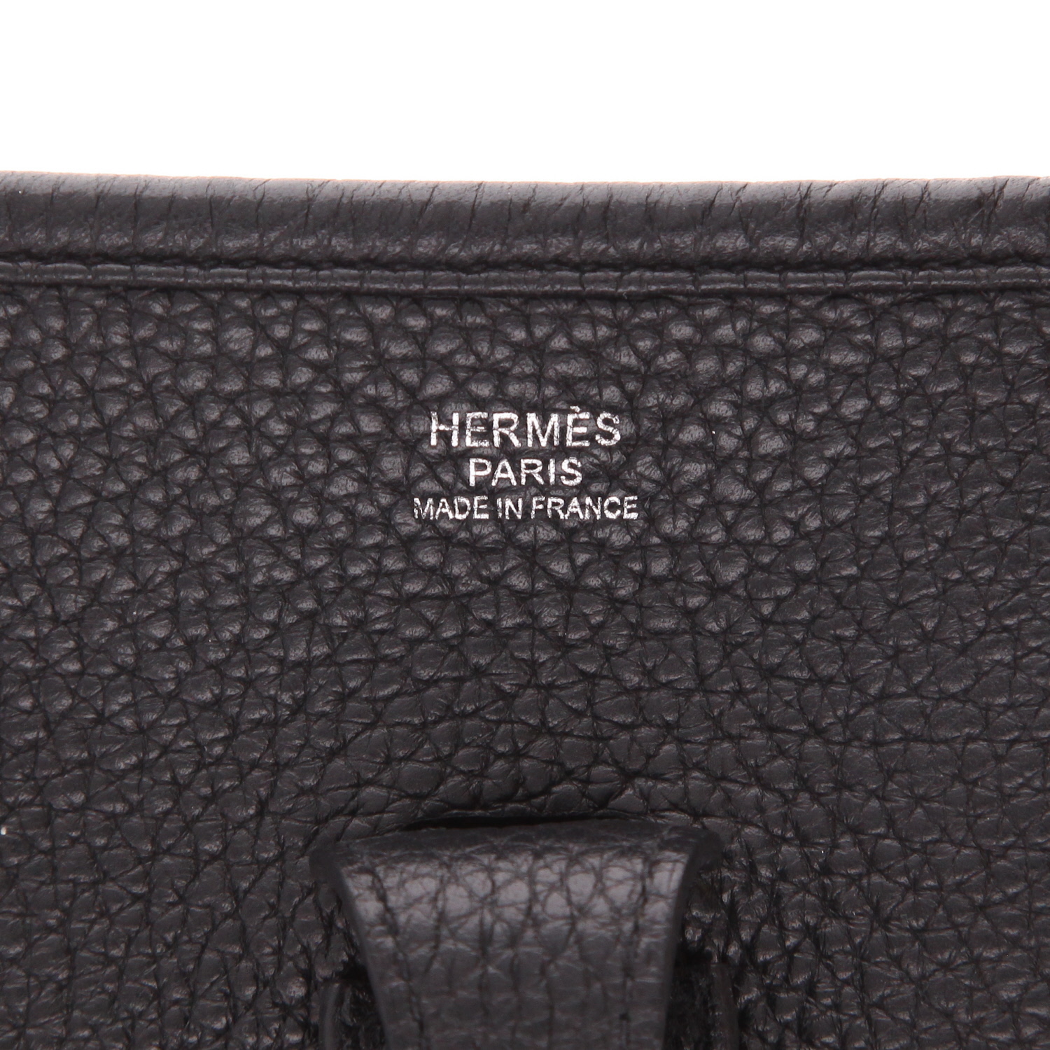 Hermès  Evelyne III shoulder bag  in black togo leather - Detail D2