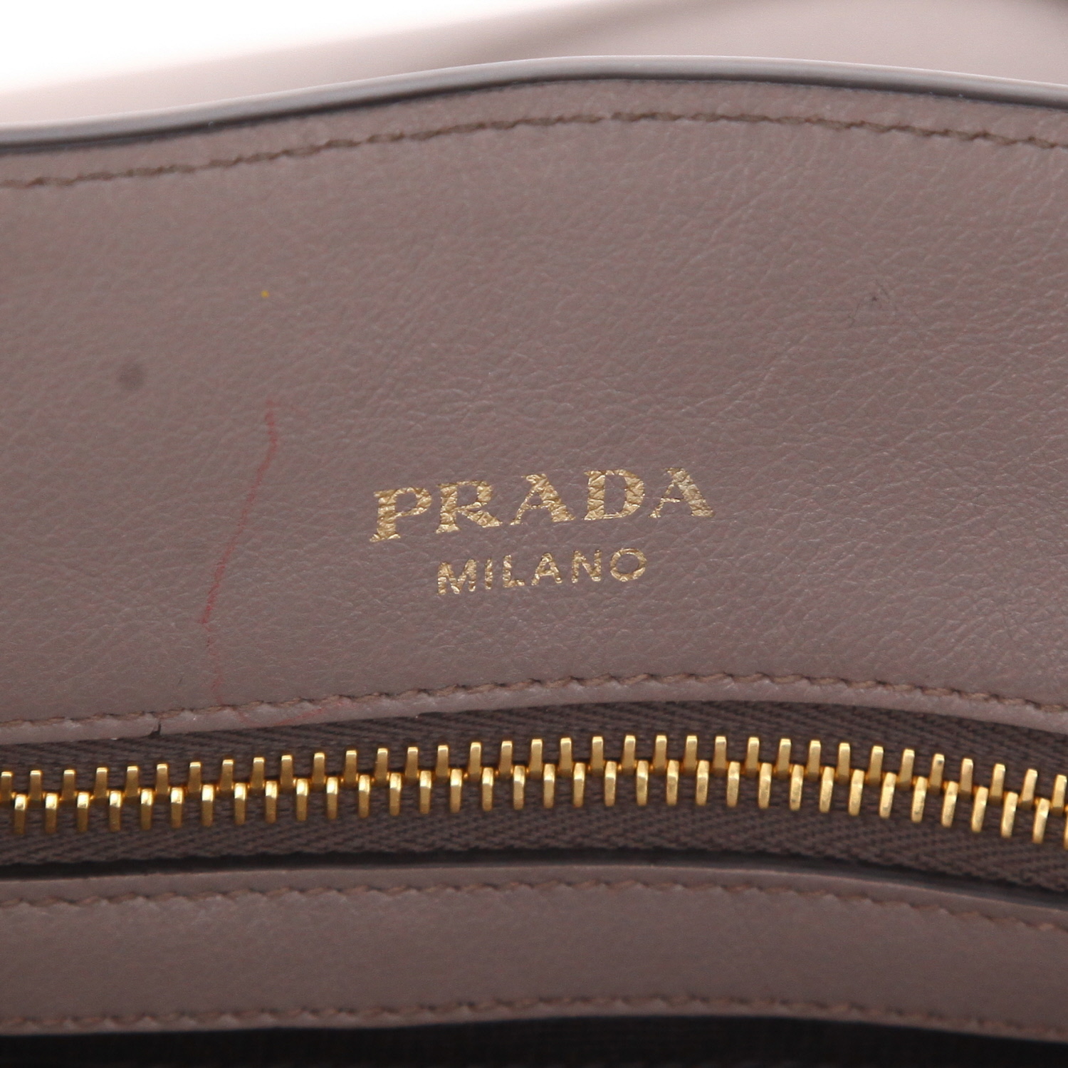 Prada   handbag  in Argile leather - Detail D2
