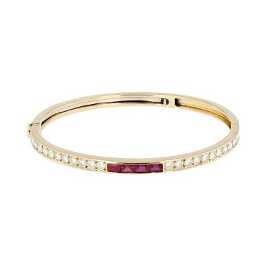 Bracciale a cerchio apribile Van Cleef & Arpels  in oro giallo, diamanti e rubini
